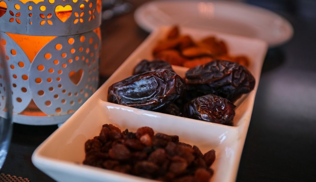 Why You Should Eat Date Fruit Often